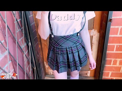 ❤️ 여학생은 그녀의 거시기를 깊이 빨고 수업 ​​대신 성교합니다. 그냥 포르노 ko.virtsextor.ru에서