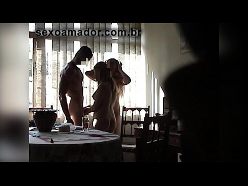 ❤️ 섹스 친구 초대 거대한 남자와 그와 삼인조 그냥 포르노 ko.virtsextor.ru에서